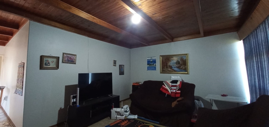 3 Bedroom Property for Sale in Roosheuwel North West